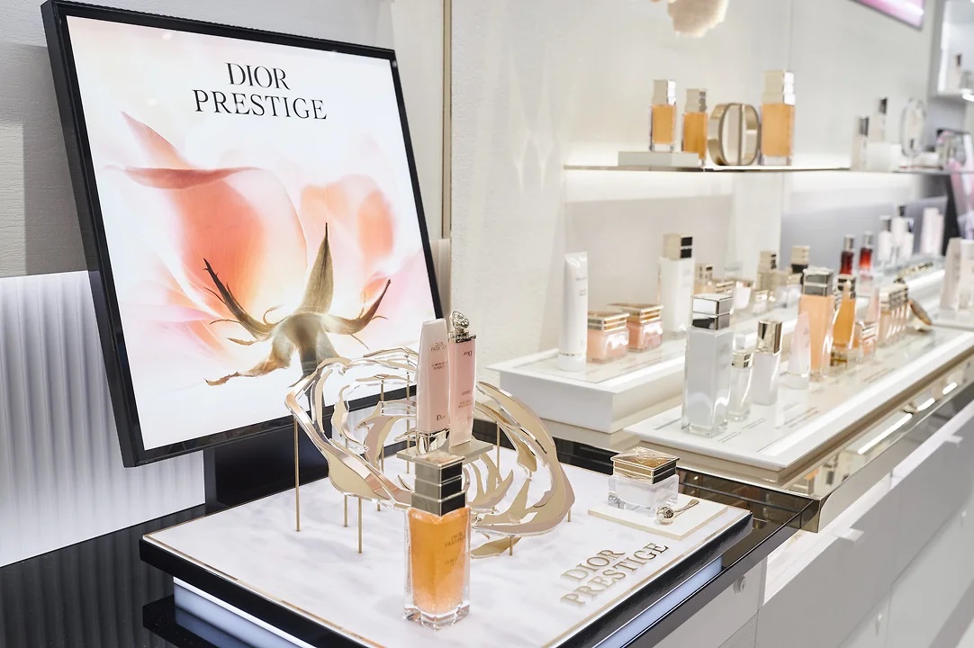 Dior Beauty в Европейском - PR